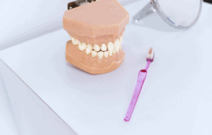 שיניים רפואיות מדומות